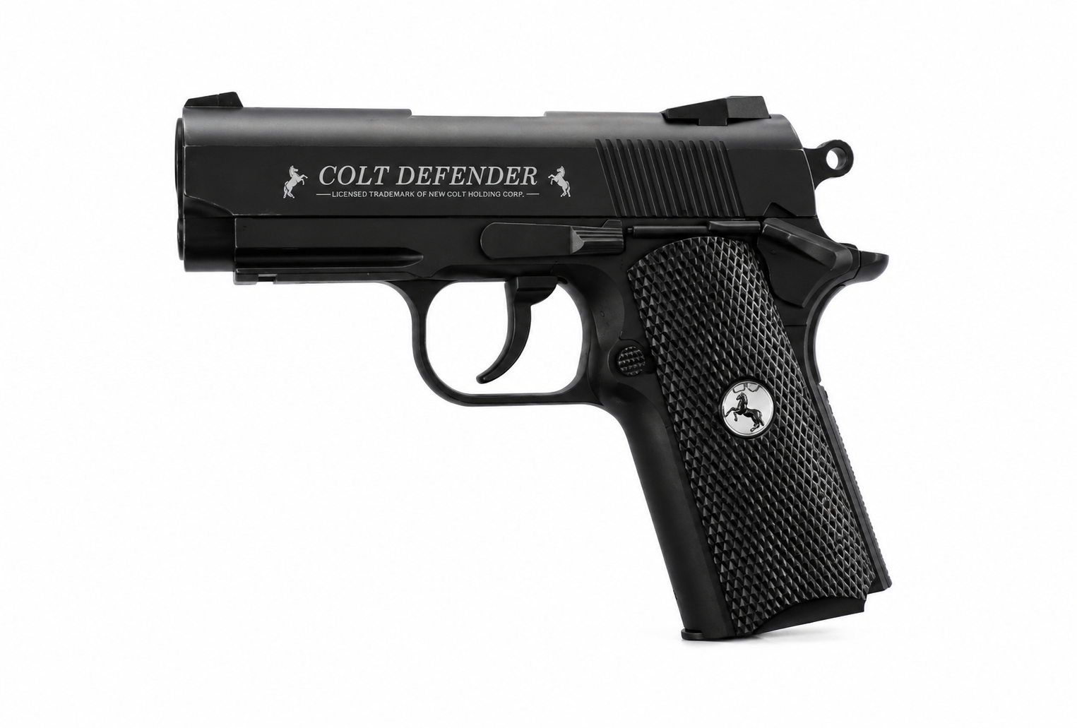 PISTOLA COLT DEFENDER NEGRA CO2 BB CAL. .177 440 FPS Pistola Colt Defender de aire comprimido calibre 4.5 mm con acabado negro y diseño compacto para tiro deportivo.