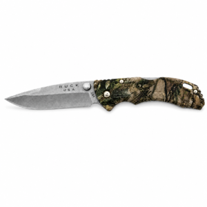 Navaja Buck 284 Bantam BHW con hoja de acero 420HC y mango con acabado camuflaje Realtree, diseñada para caza, camping, senderismo y uso diario.