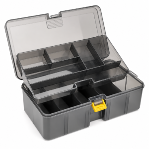 Caja organizadora de plástico con compartimentos ajustables y tapa transparente.